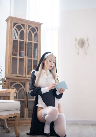 时尚女编辑