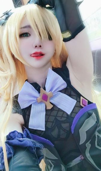 毕业生